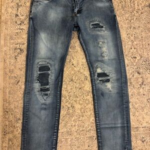 Crysp Denim 36 x 32 distressed jeans like new